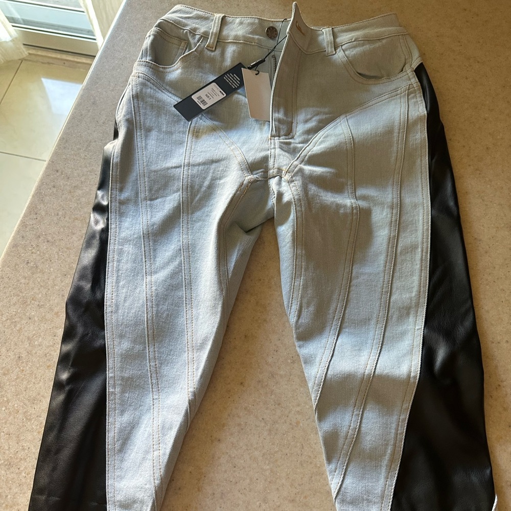 Fashion Nova Two-Tone Skinny Jeans in Black and Light Blue - Picture 6 of 7